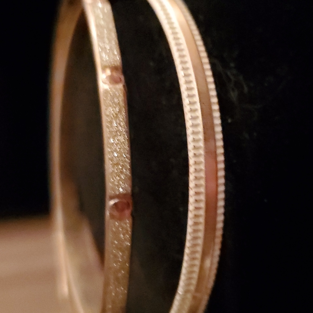 SET OF 2 GOLDEN DESIGN BRACELETS